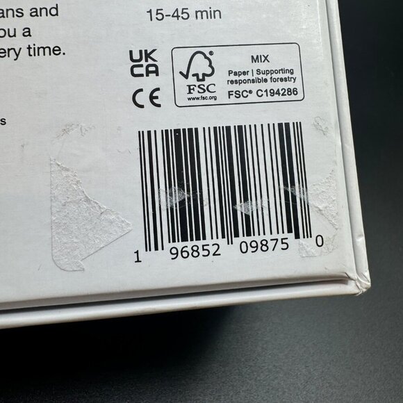 GENSMAK! Party Game - Engaging Multi-Generational Trivia Game with Comedic Hints - Picture 9 of 9